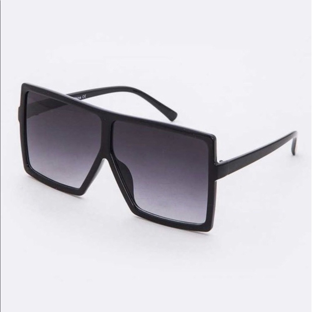 Oversized black shades
